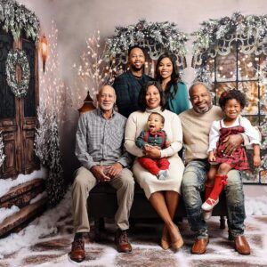 Zakiyah Everette Instagram - 🎄Merry Christmas Everyone 🙏🏾❄️🎅🏾❤️💚
