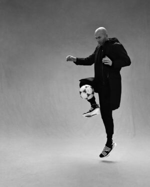 Zinédine Zidane Instagram - 20 years of @adidasy3 ! 
#adidas #Y3 #YohjiYamamoto