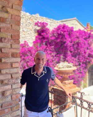Zinédine Zidane Instagram - Marseille comme on l’aime 😍