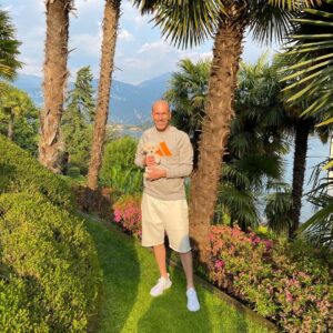 Zinédine Zidane Instagram - Déjà 1 mois 1/2 que tu fais partie de la Famille ❤️