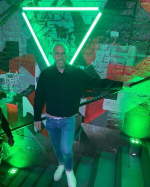 Zinédine Zidane Instagram - Early access ✅ 🎮
What a night with @easportsfc ! #FC24