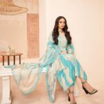 Zoya Afroz Instagram - अब इन लबों से क्या बायाँ करूँ जब ये आँखें सब कह जाती हैं