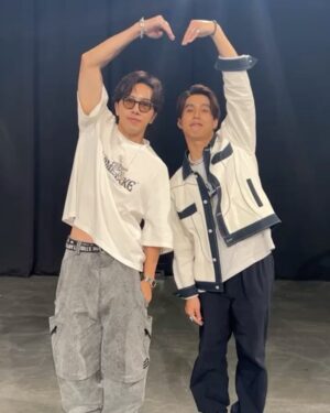 popping ed Instagram - .
原子少年ep.10
今晚已播出✨💙

現在上  @nownews YT頻道還可以收看～

很可惜最後一次錄製因為身體不適不能到場，但是和 @hsieh_kunda 達哥在錄製前的驗收已經感覺到少年們作品的用心和努力～

最後幾集了～原子少年大家一起看起來～
也希望和達哥的暖心導師組合大家會喜歡🙏🏽💙🙌🏽

Stylist : @cozyluok_ 
@atomboyz.official  @brandt.inc  @bendavisjp 
#原子少年 #原子少年atomboyz #不知不覺快要來到節目的尾聲了 #感謝一切的過程