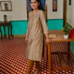 sathya sai krishnan Instagram – Arasi👸

costume @yazhini.boutique 

#pandianstores #arasi👸 #vijaytelevision #shootfun #shootpic #pic #photooftheday Chennai, India
