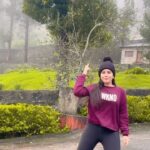 sathya sai krishnan Instagram - Craving😬 craving 😬 #ohmybaby #gunturkaaram #maheshbabu #sreeleela #trivikram #thamans #reels #insta #instagood #instadaily #kodaikanal #climate #mist #fog Kodaikkanal