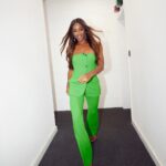 AJ Odudu Instagram - Green light! 💚 Jumpsuit is @karenmillen and I was Late & Live in it last night. 🥰✨ @BBUK @itvxofficial #BBUK The Big Brother House