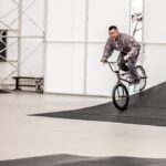 ANARCHY Instagram - @rimbmx 🥇 @redbulljapan @55naoking レッドブル・アスリートでBMXフリースタイル・パーク世界王者の称号を持つ中村輪夢の為に書き下ろした 応援ソング ANARCHY「HIGH AIR」 中村輪夢は昨年、左足かかとを骨折。いくつかの世界大会を控えて大きな期待が寄せられるなか、 初めて大きな挫折を味わい、肉体的にも精神的にも苦しい困難に直面した。ANARCHYにとって中村輪夢は同郷・京都出身の後輩。そんな中村輪夢の為に描き下ろした応援歌!