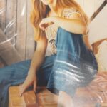 Abby Coleman Instagram - Was in compulsory to get glamour shots if you were born in the 80’s??? And was in normal to get belly button piercing at a dodgy bikie-owned place at age 12???? #sorrymumanddad #goingthrougholdphotos