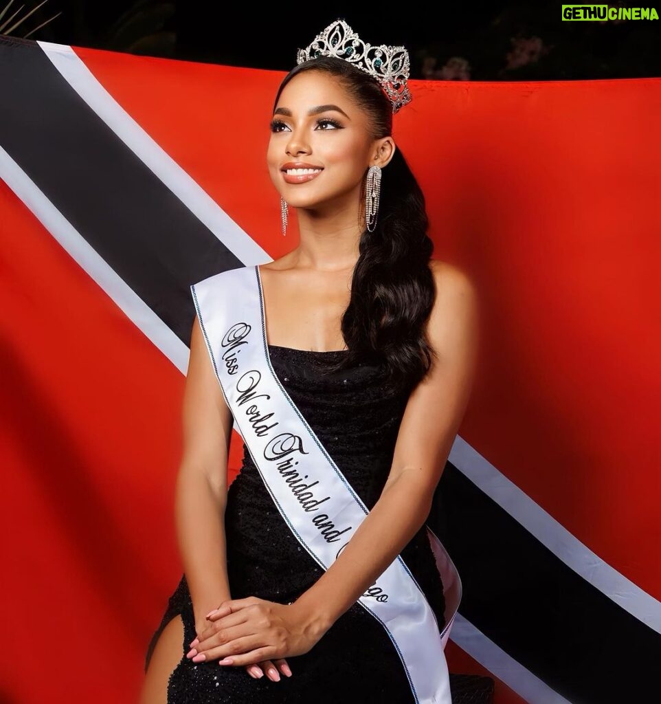 Aché Abrahams Instagram - Sweet sweet T&T🇹🇹❤️ it’s an absolute honour to represent you at @missworld Happy Independence Day!!🥰 #missworld #beautywithapurpose #roadtomissworld #InvisibleScarsProject #missworldtrinidadandtobago @raj.vphotography 📸