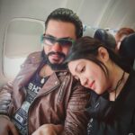 Achol Instagram - সুখ খুব ছোট্ট শব্দ But এর গভীরতা সমুদ্রের মতো। আলহামদুলিল্লাহ 🥰 আমাদের একটা ছোট্ট সুখের নীড় আছে 🥰❤️