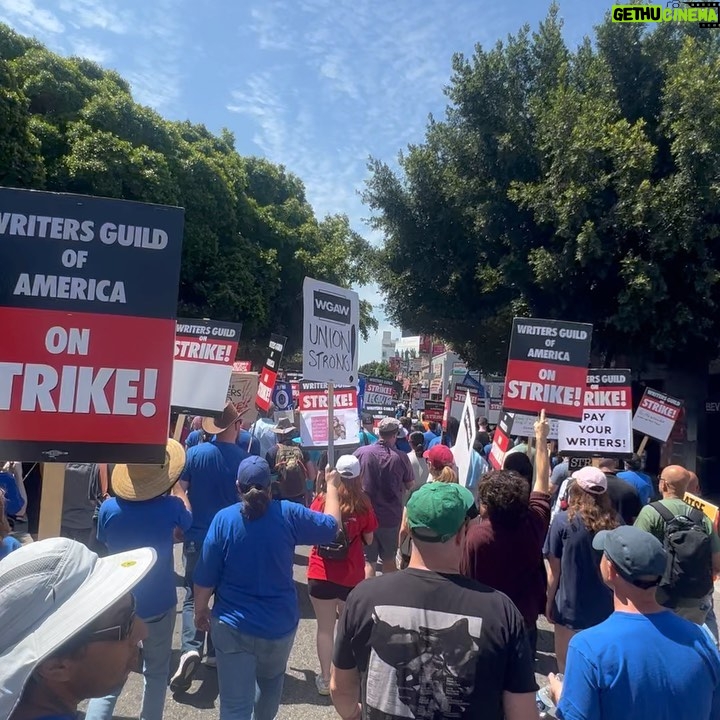 Adam Conover Instagram - Incredible vibes this week as 5000 writers and union siblings rallied together for a fair share of corporate profits. Eight weeks in and we’re bringing the same energy we did on day 1, and that is why we will WIN! #wgastrong 📸 by @toni.reinaldo Los Angeles, California