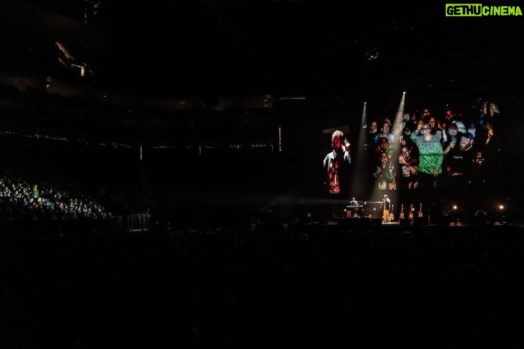 Adam Sandler Instagram - Goodness, Sacramento. You were loud. You were fun. And I’m happy to call you my family now. Love you. @golden1center