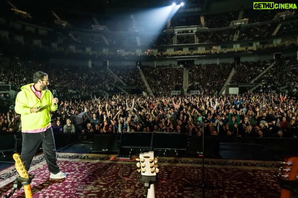 Adam Sandler Instagram - That was one hell of a San Francisco night. Fun laughing with you. Fun getting loose with you. Fun eating too big of a steak afterward @chase_center