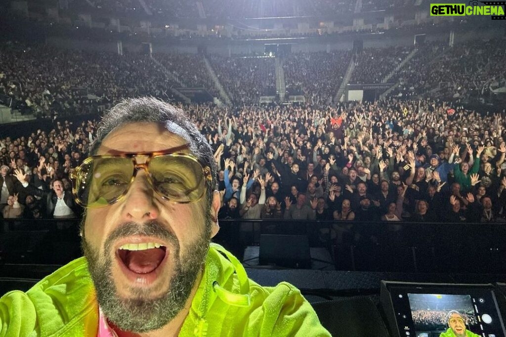 Adam Sandler Instagram - That was one hell of a San Francisco night. Fun laughing with you. Fun getting loose with you. Fun eating too big of a steak afterward @chase_center