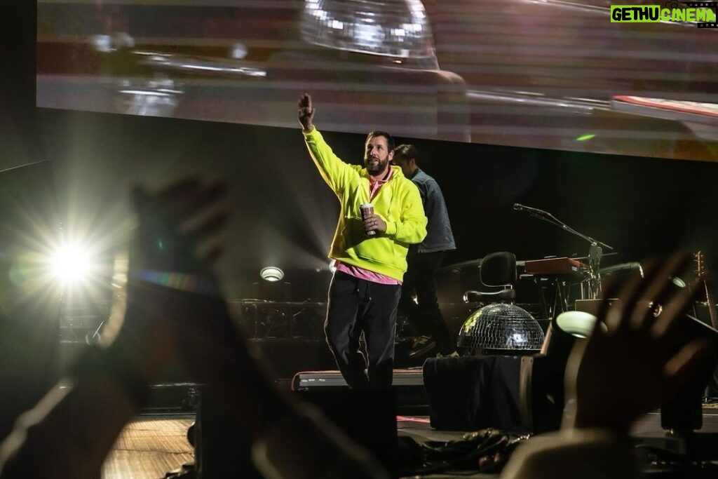 Adam Sandler Instagram - That was one hell of a San Francisco night. Fun laughing with you. Fun getting loose with you. Fun eating too big of a steak afterward @chase_center