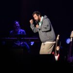 Adam Sandler Instagram - Baltimore! What a great time for the last night of our tour. You gave so much love that I owe you. Laughter and crab cakes. What a wonderful combo. Until next time! See u all sometime soon! @baltimorearena
