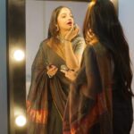 Aditi Dravid Instagram - ‘Main Character Energy’ 🔥🧿 • @mumbai__festival vanity stories by @pratikkadamphotography 📸 • • #aditidravid #mainapnifavouritehoon #host #mumbaifestival #livingmydreams #livingmybestlife #lovewhatido #lovemywork 🧿🧿🧿