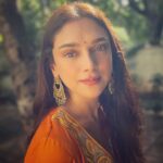 Aditi Rao Hydari Instagram - 🧡 #vinayakachavithi #ganeshchaturthi 📸 @etimes