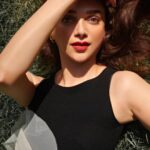 Aditi Rao Hydari Instagram - Sunkissed With @lorealparis colour riche Shade- 666 ‘I win’ #walkyourworth #cannes2023 ❤️ @miteshrajani @sanamratansi @vaishnavpraveen @atelierpattyang