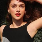Aditi Rao Hydari Instagram - Sunkissed With @lorealparis colour riche Shade- 666 ‘I win’ #walkyourworth #cannes2023 ❤️ @miteshrajani @sanamratansi @vaishnavpraveen @atelierpattyang