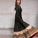 Aditi Rao Hydari Instagram - 🖤 In @anand.kabra after sooooooo long! Thank you @_chandrakant_sonawane_ for helping me 🤗