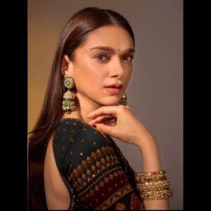 Aditi Rao Hydari Thumbnail - 307.9K Likes - Top Liked Instagram Posts and Photos