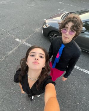 Adriana Camposano Instagram - 🕺