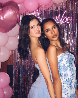Adriana Camposano Instagram - the party never ends