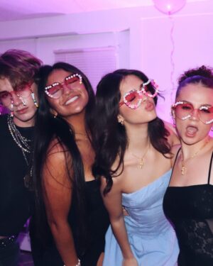 Adriana Camposano Instagram - the party never ends