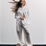 Afra Saraçoğlu Instagram - @vogueturkiye 🤍