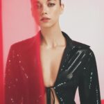 Afra Saraçoğlu Instagram - #bestofhello @hellodergisi @cartier 🤍 Röportaj: @meldanar13 Fotoğraf: @korayparlak Moda Direktörü: @asilasli Saç: @mustafa_akguul @tagbeautyofficial Makyaj: @alirizaozdemir Fotoğraf asistanı: @_okanaltin Styling asistanı: @damlareisoglu @cidgemaydin Saç asistanı: Mehmet İyi @tagbeautyofficial Makyaj asistanı: @yiğitizgii Afra Saraçoğlu iletişim: @ph7entertainment @burcubulutcan