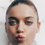 Afra Saraçoğlu Instagram - @vogueturkiye 💜 Sürpriz sonlu 🤗