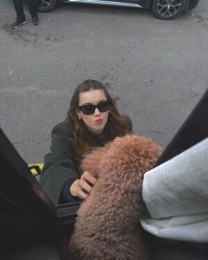 Afra Saraçoğlu Instagram - It’s me, hi, I’m the problem its me 
Binbir Afito #2