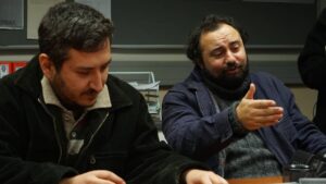 Ahmet Kürşat Öçalan Instagram - Backstage #gibidizisi 
📸- @aleykbumb 
@gibidizisi @exxen