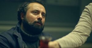 Ahmet Kürşat Öçalan Instagram - #gibidizisi @gibidizisi #exxen #ersoy @exxen
