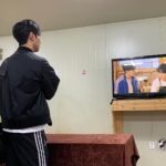 Ahn Dong-gu Instagram - 2022년 수고 많으셨습니다. 2023년에는 더 건강하고 더 행복하고 더 즐겁고 더 좋은 일들이 그렇지 않은 일들보다 조금 더 많기를 바랍니다🦐