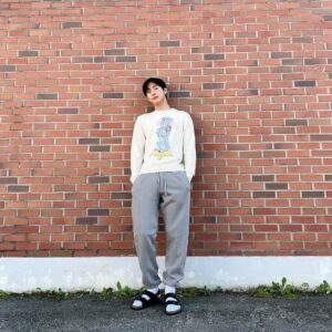 Ahn Hyo-seop Instagram - #Dior #DiorWinter22 #DiorBirkenstock