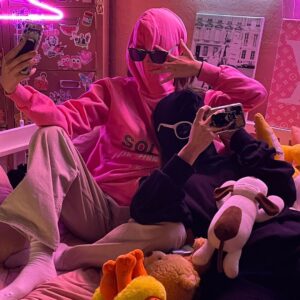 Ahn Sol-bin Instagram - 😎