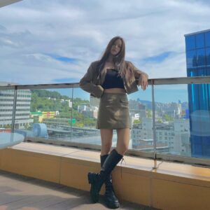 Ahn Sol-bin Instagram - ☁️🖤
