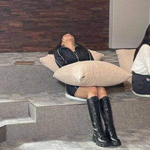 Ahn Sol-bin Instagram - 오늘 밤 11시 JTBC 아이돌 더 쿠데타 12화 마지막회 🥲

본방사수♥️많관부♥️