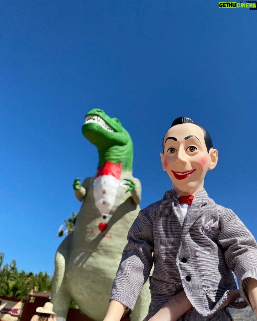 Aimee La Joie Instagram - Did I drive almost two hours out of my way just to see this? Yes. Love you forever, Paul ❤️ Pro-tip: the t-Rex will only look like this through October! #peeweeherman #paulreubens Cabazon Dinosaur museum