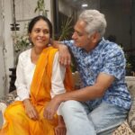 Aishwarya Narkar Instagram - 28yrs of togetherness ❣️🫰🥹 #aishwaryanarkar #avinashnarkar #couple #instagram #family