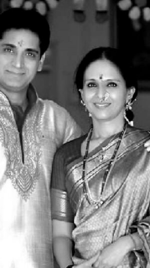 Aishwarya Narkar Instagram - Forever and Always Together 🥰❤️

#viral #instagood #instagram #instalike #comedy #laughteristhebestmedicine #instagood #fashion #beautiful #art #photography #love #happiness #trending #trendingreels #trendingsongs #zeemarathi #starpravah #sonytvofficial #marathiflimindustry #actors #instagood #viralva
