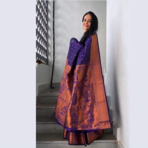 Aishwarya Narkar Instagram - ❤️❤️❤️

Thank you @manaskasar for capturing this beautifully 😘❤️

Shop my look @ Garcia Collections giving reference of this post and get 5% off on the Saree.*kalanjali  paithani*

*Running blouse*

*All over butta*

*Best  Quality soft silk material*
 

VRD33227521000062
#aishwaryanarkar #sareestyling #saree#traditional #maharashtrian #bluevibes #instafashion #instagram #instafamily