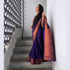Aishwarya Narkar Instagram - ❤️❤️❤️

Thank you @manaskasar for capturing this beautifully 😘❤️

Shop my look @ Garcia Collections giving reference of this post and get 5% off on the Saree.*kalanjali  paithani*

*Running blouse*

*All over butta*

*Best  Quality soft silk material*
 

VRD33227521000062
#aishwaryanarkar #sareestyling #saree#traditional #maharashtrian #bluevibes #instafashion #instagram #instafamily