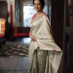 Aishwarya Narkar Instagram - If you want to follow the pastel trend then this is a pastel green banarasi silk saree for you that you can wear for diwali, weddings and any occasion. Shop this now on flat 15% off, visit our website or store. Link : https://sayalirajadhyakshasarees.com/collections/banarasi-silk-sarees/products/pastel-green-banarasi-silk-saree-srspgbss27 ALL PRODUCTS ON 15% DISCOUNT TILL 15TH NOVEMBER 28th October with Aadyaa 10am to 8pm Aayaam by Aadyaa, Shirole Path, Near Hotel Ramee Grand, Pune 1st to 10th November 10am to 8pm Sayali Rajadhyaksha Studio 202, Kingston Tejpal Road Near VileParle east railway station, Mumbai For details please WhatsApp us on 9137808579. We ship worldwide. #sayalirajadhyakshasarees #vileparle #saree #sari #silksaree #handloom #sustainability #festivecollection #festivesaree #diwali #handwoven #trending #rawsilk #red #instagrampost #festiveparty #banarasi #banarasisilk