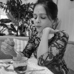 Aishwarya Narkar Instagram - .... #aishwaryanarkar #moments #happiness #instafamily #instagram