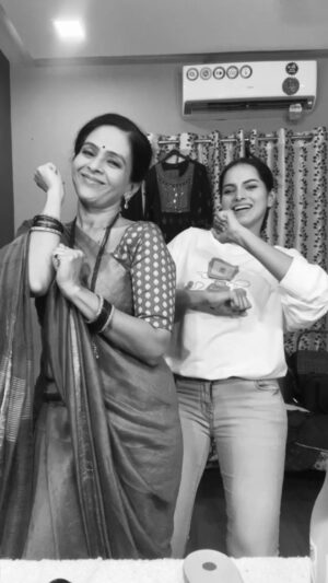 Aishwarya Narkar Instagram - क्या आप सस कस फुल होना चाहते हैं?

#Titeekshatawde #trending #trendingreels #saatvyamulichisaatvimulgi  #smsm #zeemarathi #netra #beingnetra #instagood #instaworld #instagram #actorslife #actor #actress #artist #marathimulgi #bts #reels #reelitfeelit #real #happy #love #shootlife #shoot #bollywood #marathi #television #grateful #aishwaryanarkar