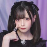 Akari Akase Instagram - この度、あかせがカラコンブランド『ハニーキス』のイメージモデルになりました~👀💫 めちゃ盛れる太フチとちゅるんっと可愛い発色で、 うるうるおめめになれちゃうカラコンです🫶🏻 これから新色もたくさん出るとの事ですのでお楽しみに 1枚目はちゅるんポップピンク 2枚目はちゅるんブルーを着用してます! きゃわうるうるおめめになってるかな？૮ . ̫ . ა ハニーキスはホテラバさんでGETできるので、 ぜひチェックしてみてください☑️✨️ ハニーキス公式通販サイト ホテラバ(@hotel_lovers.official) #ハニーキス #HoneyKiss #カラコン #カラコン着画 #ホテラバ #ホテルラバーズ #PR
