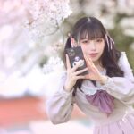 Akari Akase Instagram - 早く桜の時期になって欲しいな~❀·° #あかせあかり #桜 #ポートレート #cherryblossom #ピンクの世界 𝙵𝙰𝚂𝙷𝙸𝙾𝙽👗♡ ﾜﾝﾋﾟｰｽ #secrethoney